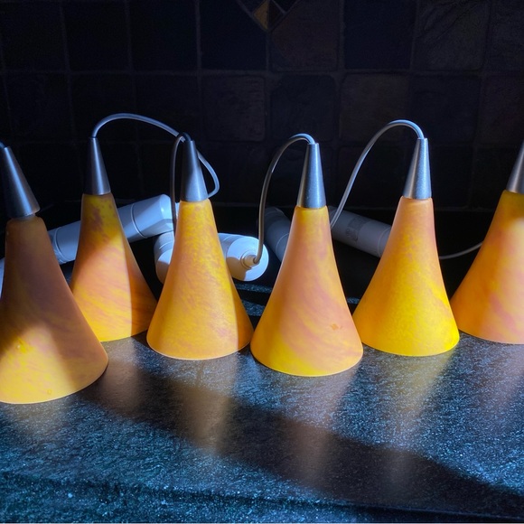 Hampton Bay Dimensions track trumpet pendant with mottled yellow glass - Picture 2 of 7